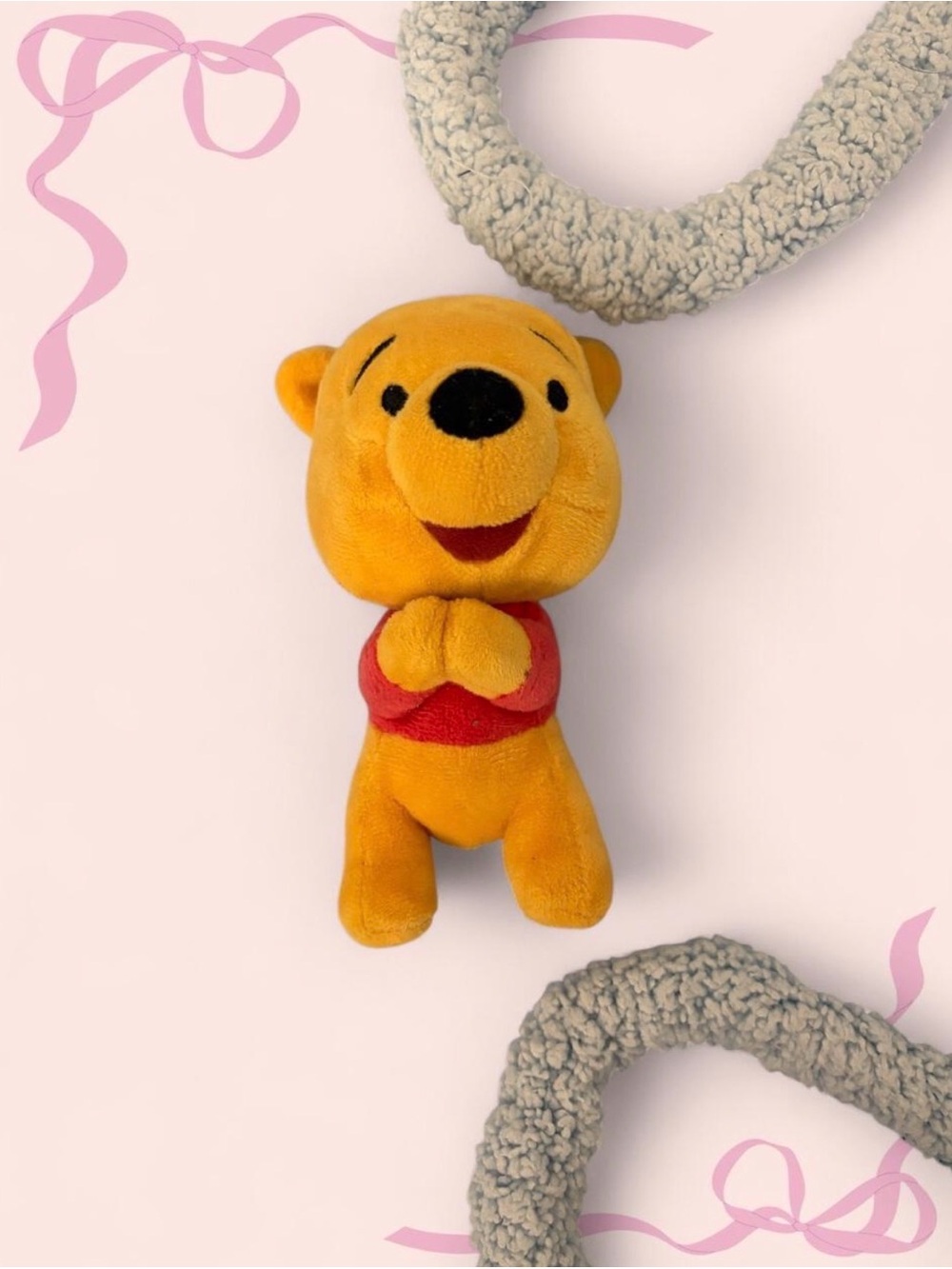 Disney Parks Winnie the Pooh Plush magnet with moving head